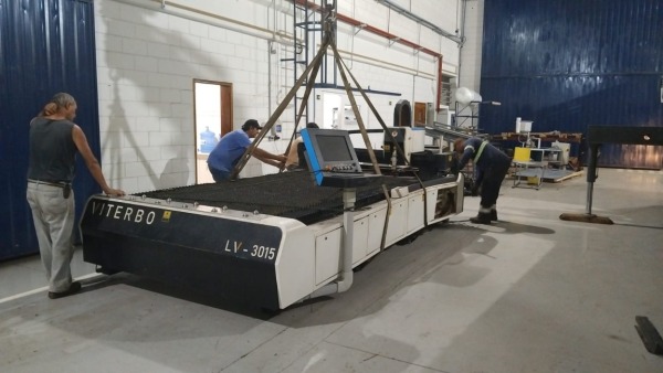 FIBER LASER - CNC CORTE A LASER 1000W - LV 3015 (2021) FIBER LASER - CNC CORTE A LASER 1000W - LV 3015 (2021)