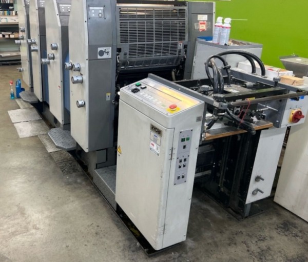 Ryobi 524 HE - Ano 2003 Ryobi 524 HE - Ano 2003