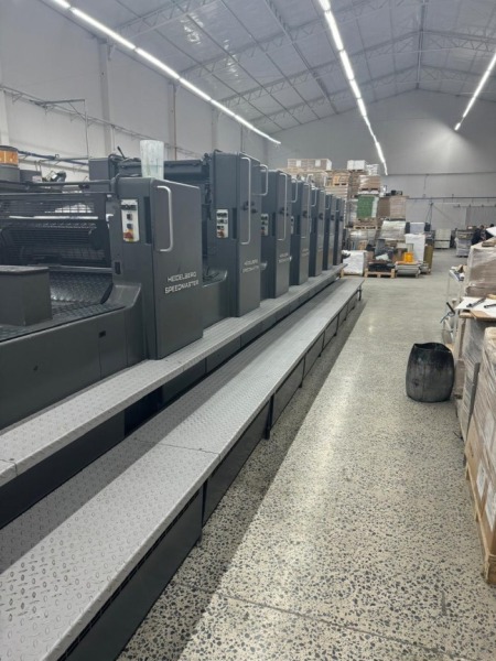 HEIDELBERG SM-72-6- P+L VERNIZ | 1994 | 221 milhões de impressões HEIDELBERG SM-72-6- P+L VERNIZ | 1994 | 221 milhões de impressões
