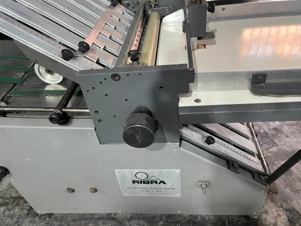Dobradeira Ribra Automática Dobradeira Ribra Automática