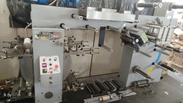 Flexográfica Reinaflex Taurus 250mm - 4 cores Flexográfica Reinaflex Taurus 250mm - 4 cores