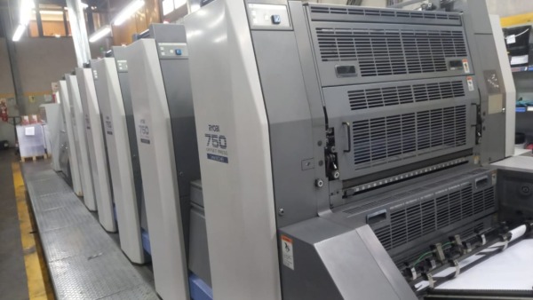 RYOBI 755 WXL-5D - Ano 2011 - 5 cores + Verniz RYOBI 755 WXL-5D - Ano 2011 - 5 cores + Verniz