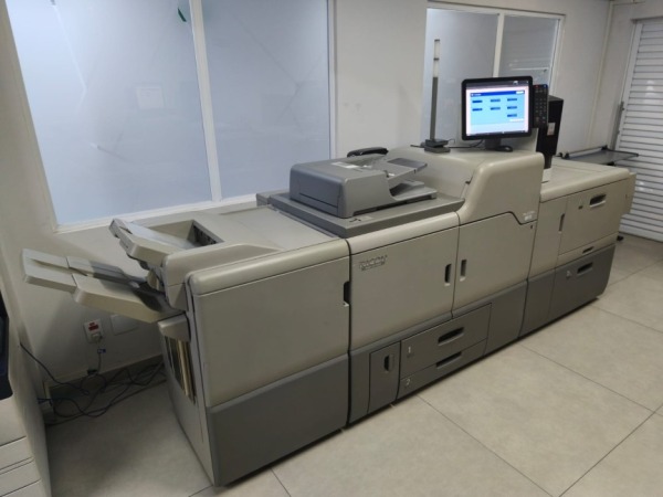 Impressora Ricoh - Modelo 7210 C/ Branco Adicional