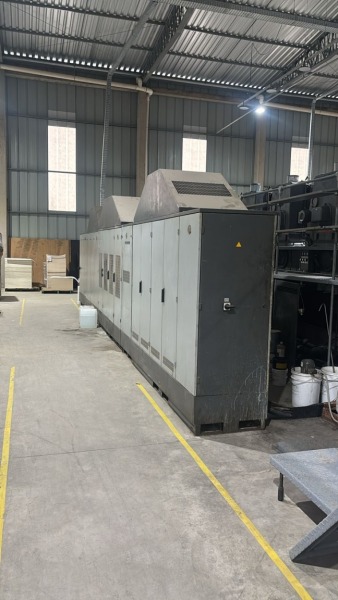 Heidelberg SPC CD 102- 6 cores + Verniz UV