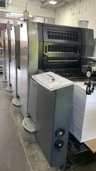 Heidelberg Speed Master 52 - 4 Cores - Ano 2001