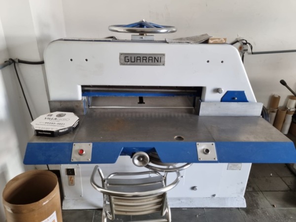 Vende-se Guilhotina Guarani com 90 cm de boca