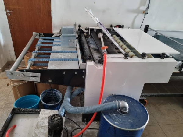 Vende-se Acopladeira Mazola Semiautomática com Esteira