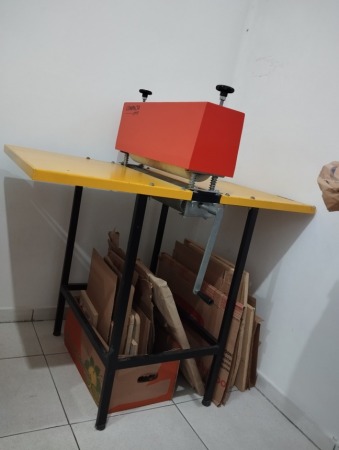 Corte e Vinco Manual | Compacta Print